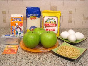 Яблочный пирог с кедровыми орешками. Ингредиенты